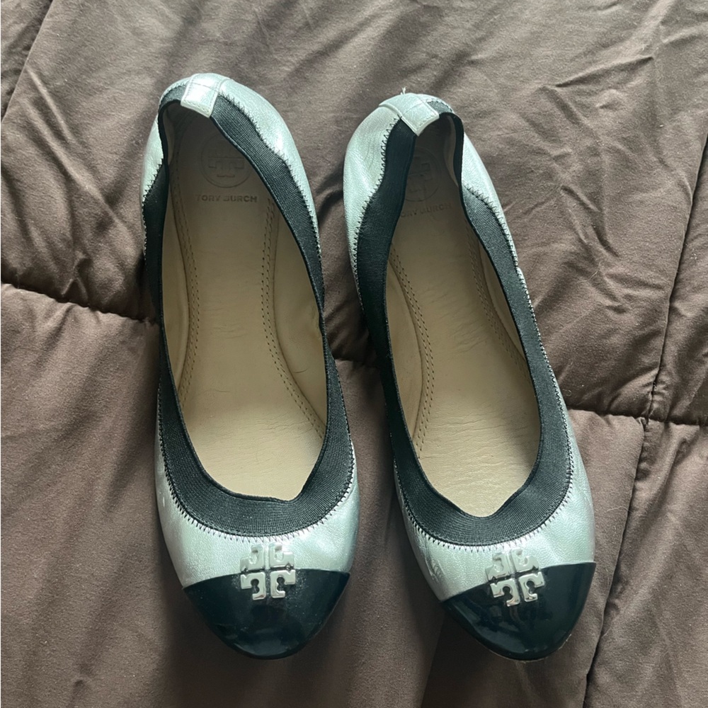 Tory Burch metallic flats, size 8